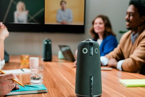 Meeting Owl 4+ on a table